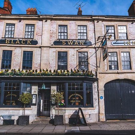 Black Swan Hotel Devizes Exterior photo