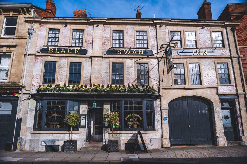 Black Swan Hotel Devizes Exterior photo